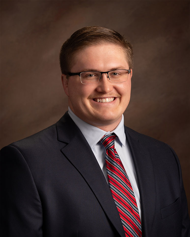 Strohman Family Dental | Oral Exams, Emergency Treatment and Periodontal Treatment